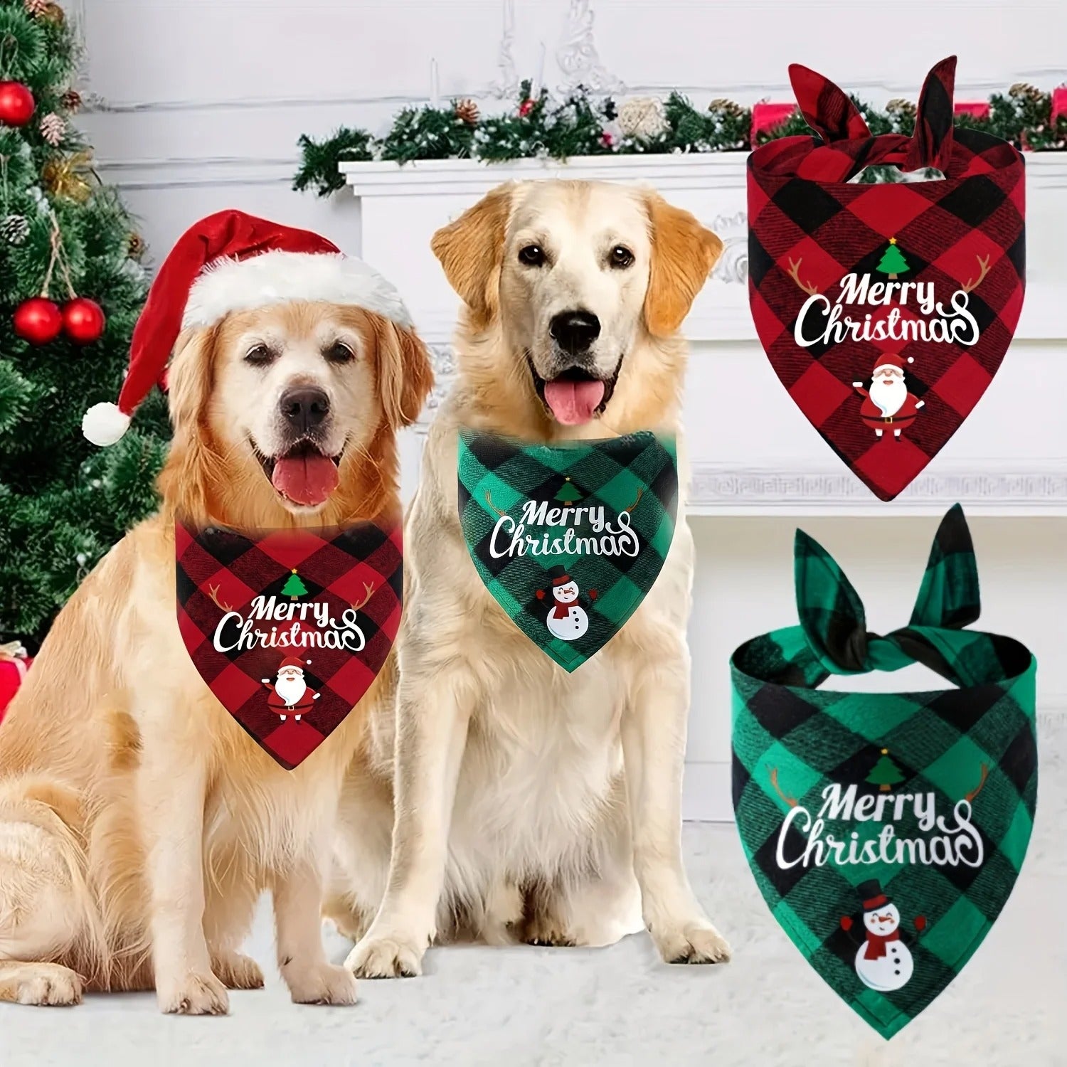 Christmas Bandana bandana pour chien rouge et vert au cou de deux chiens beiges