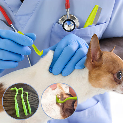 TicSafe un veterienaire entrain d'enlever une tique d'un chien blanc et beige